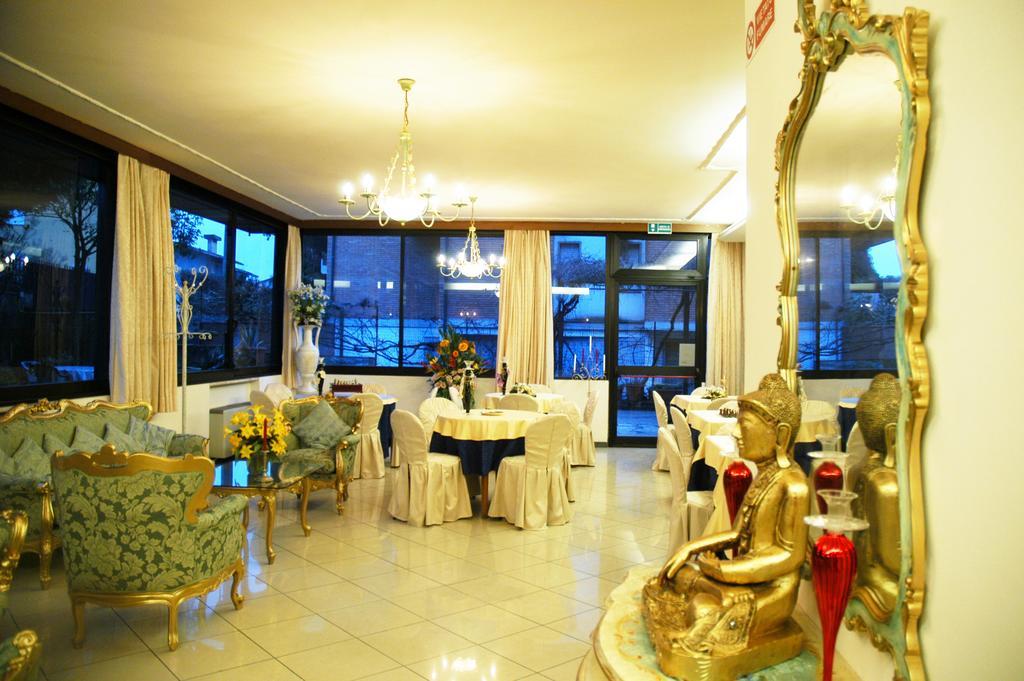 Hotel Dependance Montecatini Terme Buitenkant foto