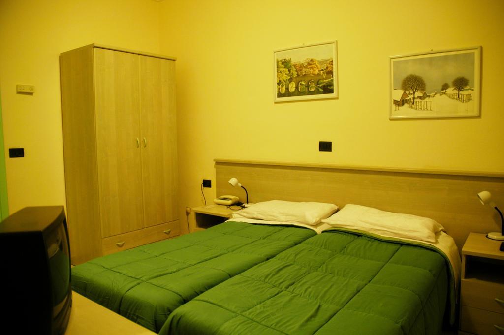 Hotel Dependance Montecatini Terme Buitenkant foto