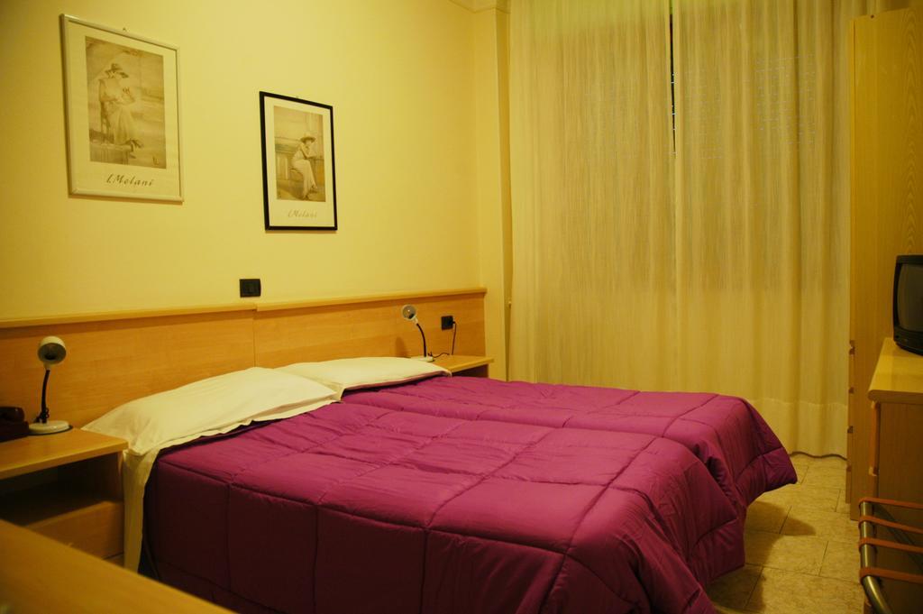 Hotel Dependance Montecatini Terme Buitenkant foto